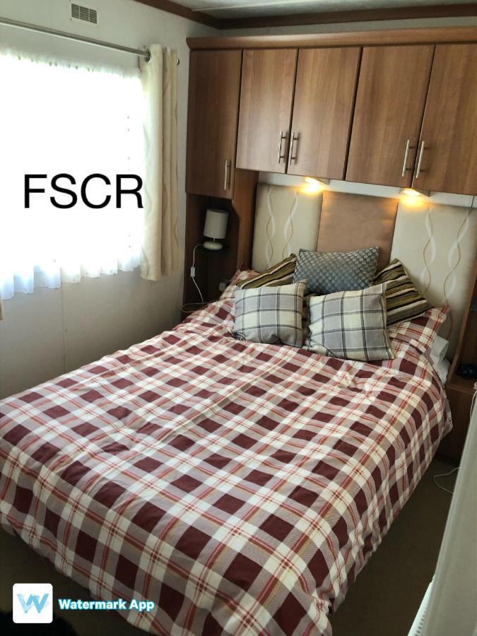 First Steps Caravan Rentals Сандаун Екстер'єр фото