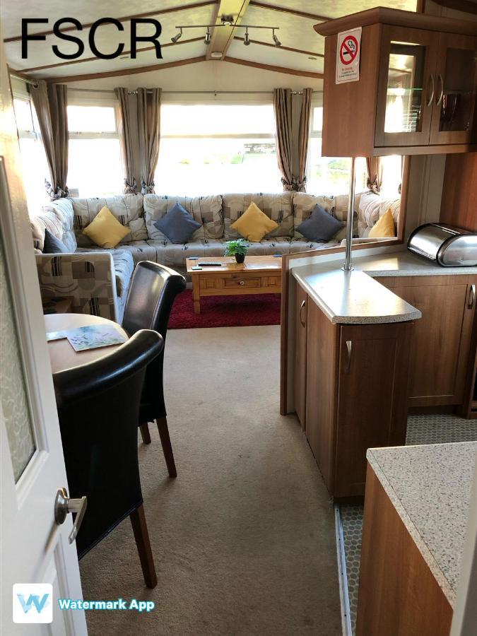 First Steps Caravan Rentals Сандаун Екстер'єр фото