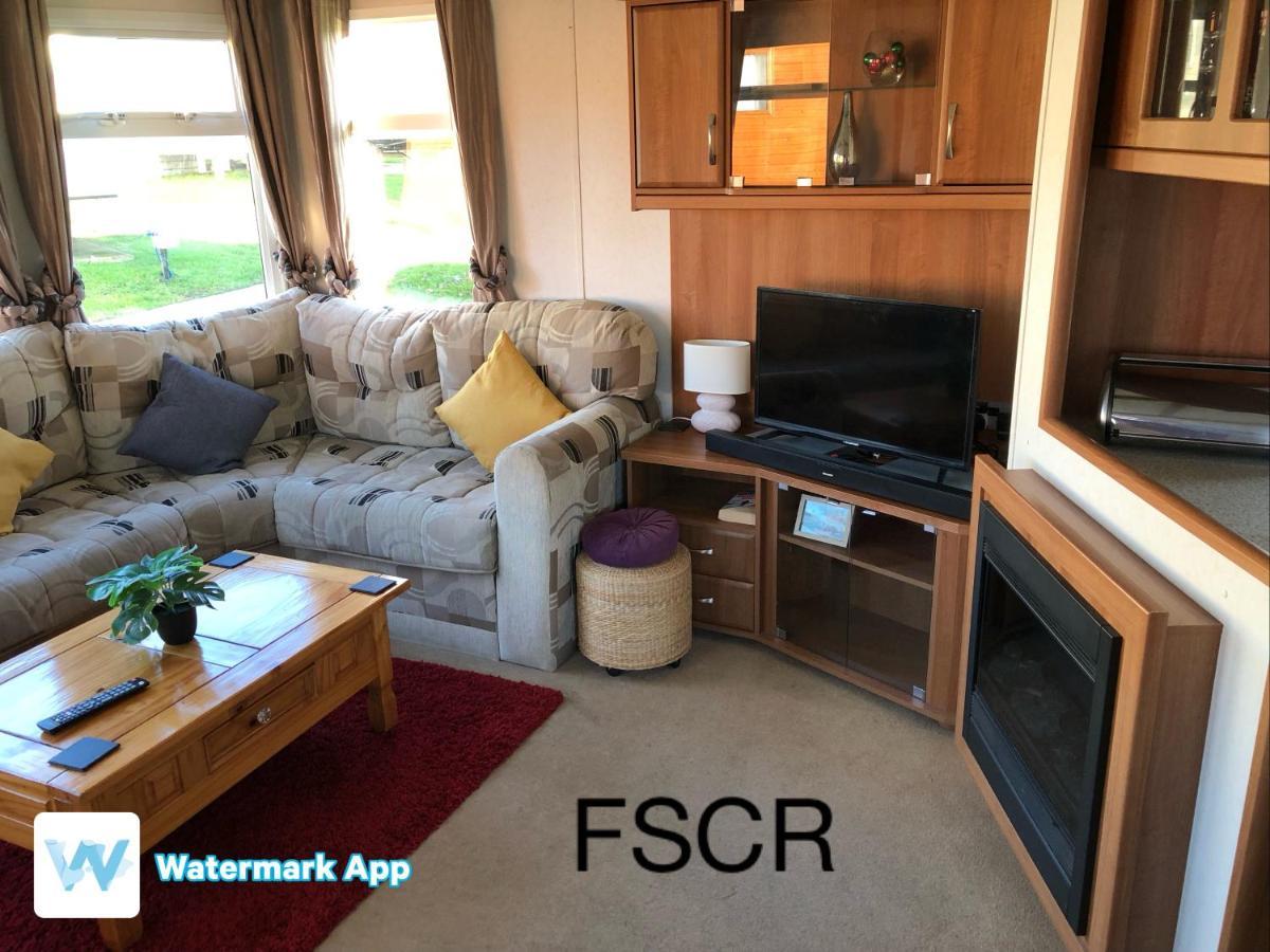 First Steps Caravan Rentals Сандаун Екстер'єр фото