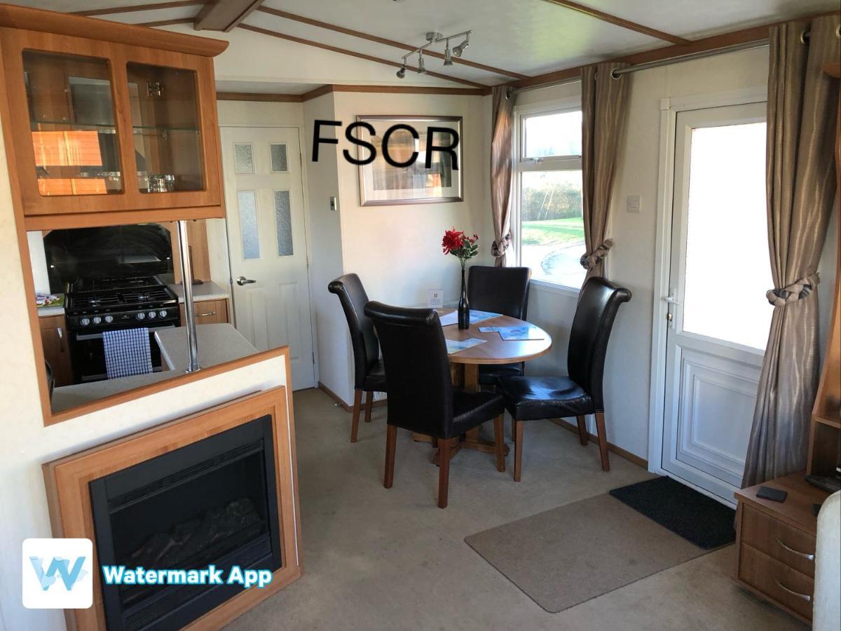 First Steps Caravan Rentals Сандаун Екстер'єр фото